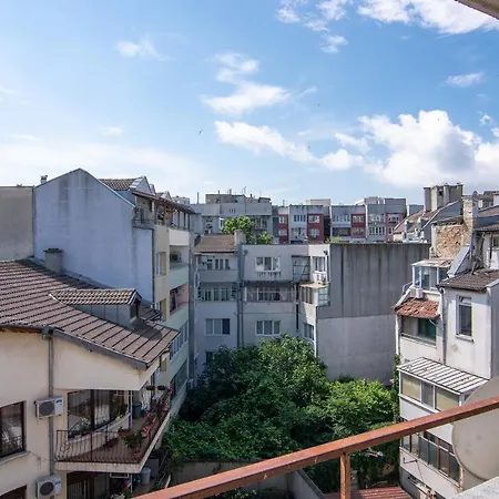 Sea Garden Maisonette With 3 Bedroom Close To Center Lägenhet Varna