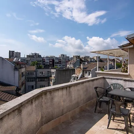 Sea Garden Maisonette With 3 Bedroom Close To Center Lägenhet Varna