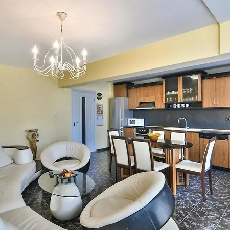 Sea Garden Maisonette With 3 Bedroom Close To Center * Varna